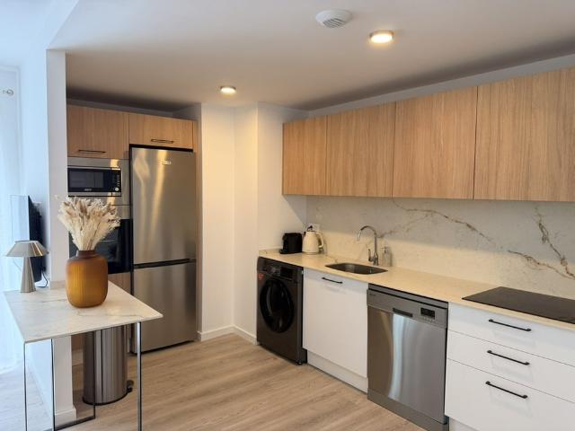 Sunny 2BR Apartment | Private Garden+Rooftop Pool
