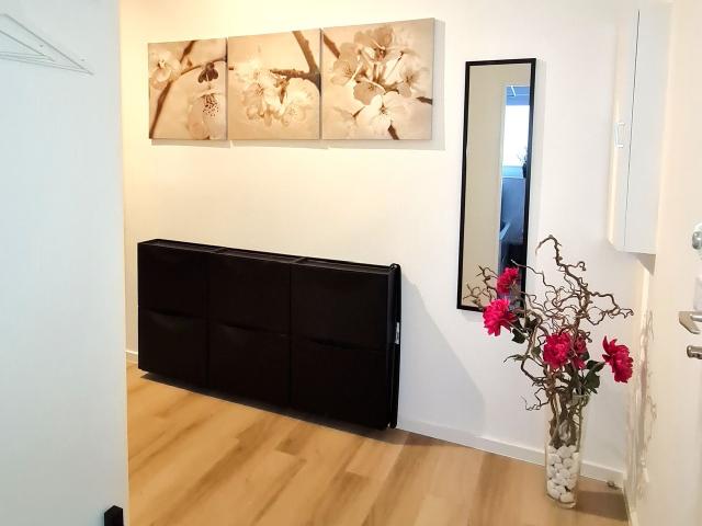 Sunny 2nd floor with balcony and bathtub, Berlin Amsterdam Apartments for Rent