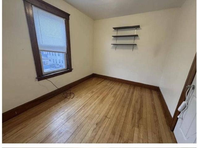 Sunny 3 bedroom available for rent