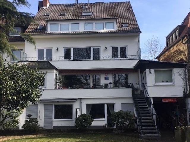 Sunny 3 room flat with balcony in Cologne Braunsfeld, Koln Amsterdam Apartments for Rent