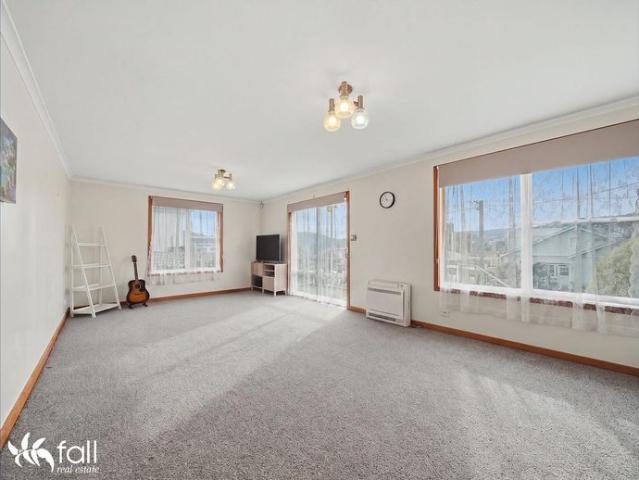Sunny Two Bedroom Home In Bellerive