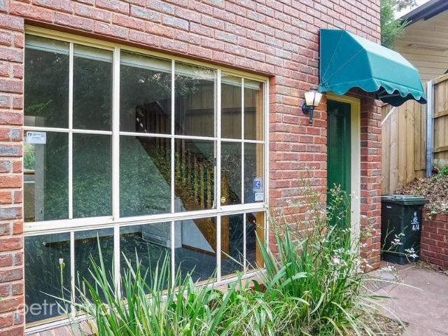 Sunny Two Bedroom Home