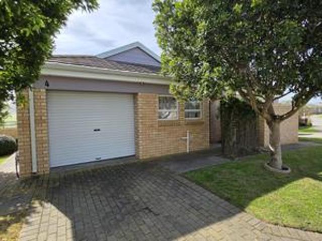 sunny, well maintained home in sough.