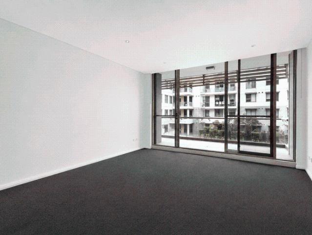 Sunny and Spacious Two Bedroom Apartment in St Ives