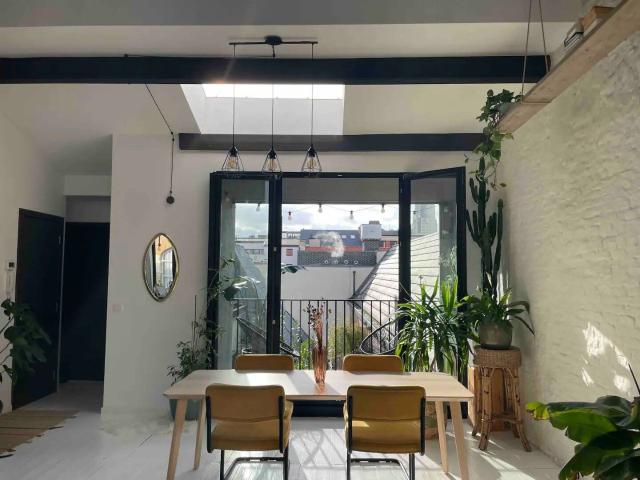 Sunny and peaceful loft in the heart of Antwerp