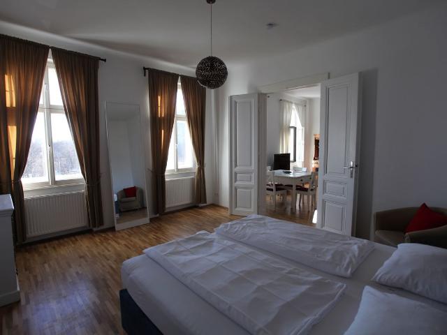 Sunny apartment at Augarten, Vienna Amsterdam Apartments for Rent