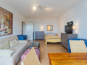 Sunny apartment with a wonderful view, Berlin Amsterdam Apartments for Rent