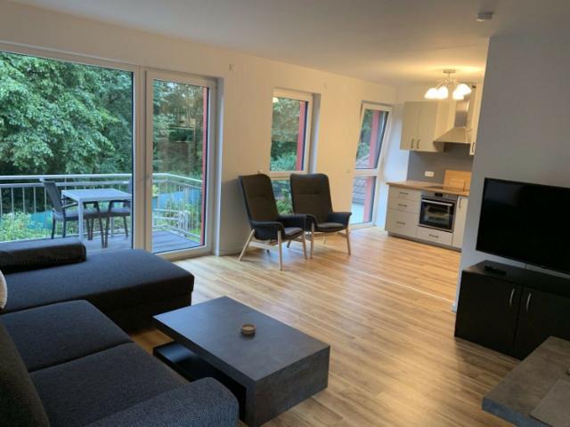 Sunny apartment with large terrace and balcony in a quiet location in Essen, Essen Amsterdam Apartments for Rent
