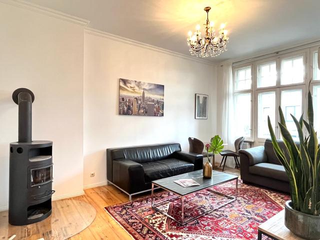 Sunny Appartement, flooded with light and cosy balcony, Berlin Amsterdam Apartments for Rent