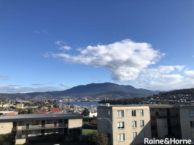 Sunny Bellerive unit with Views