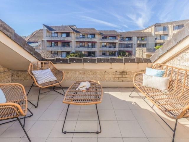 Sunny, Cheery Independent Apartment in Close Proximity to Amenities Bougainvillea, Strata Titled