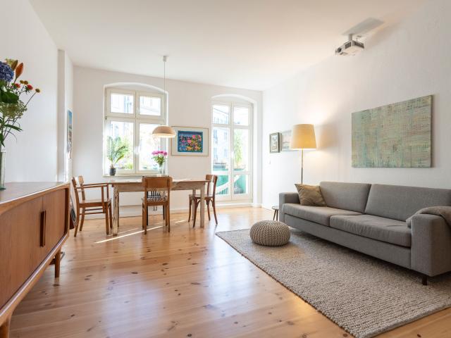 Sunny design apartment. Best location