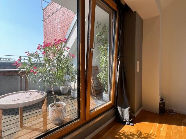 Sunny Designer Maisonette Loft with Large Balcony next to Tempelhofer Feld, Berlin Amsterdam Apartments for Rent