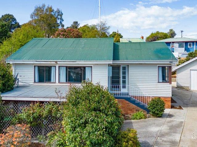 SUNNY FAMILY HOME