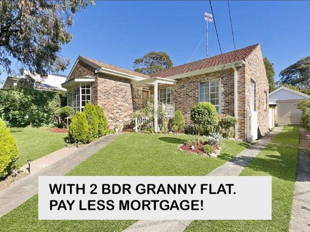 Versatile Multi Generational Living or Income Options!