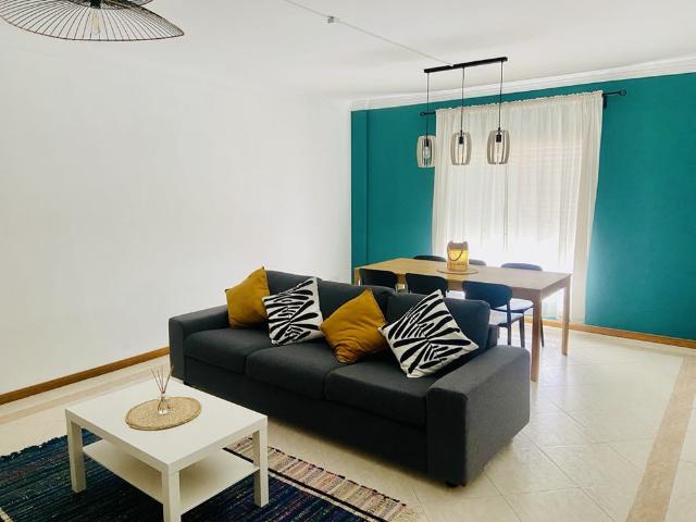 Sunny flat in Setubal