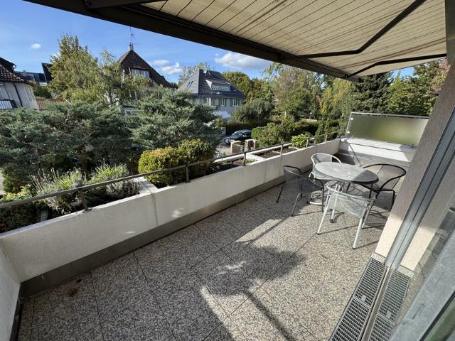 Sunny fully furnished apt close to all bases