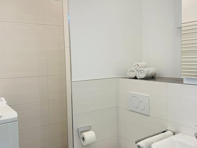 Sunny, furnished 2 bedroom with a great view, Berlin Amsterdam Apartments for Rent