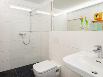 Sunny garden apartment in attractive district, Koln Amsterdam Apartments for Rent