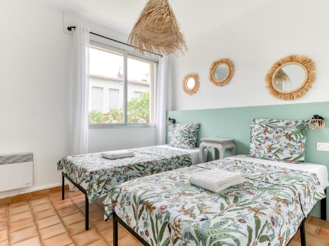 Sunny Garden Apartment Just 5 Min from the Beach