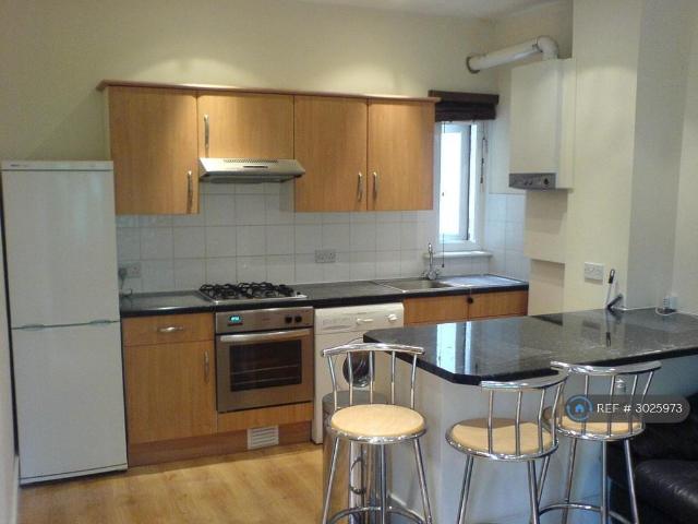 Sunny Gardens Road, Hendon, NW4 3 bed flat to rent £2,475 pcm £571 pw