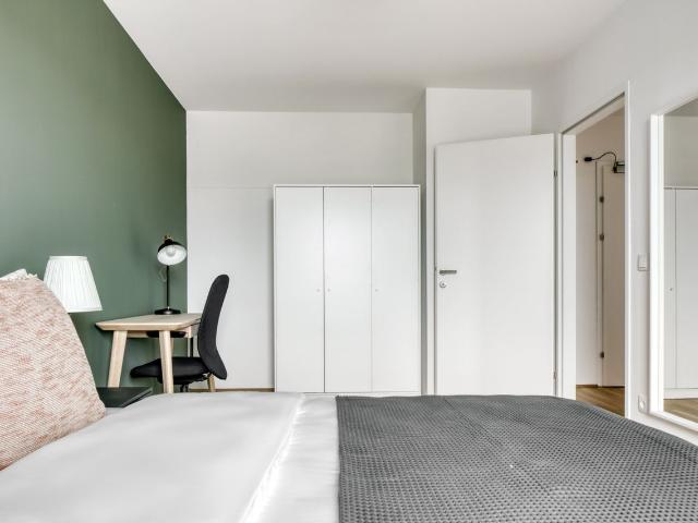 Sunny Landstraße 2BR w/ Elevator & Playglound, Calm Area, Vienna Amsterdam Apartments for Rent