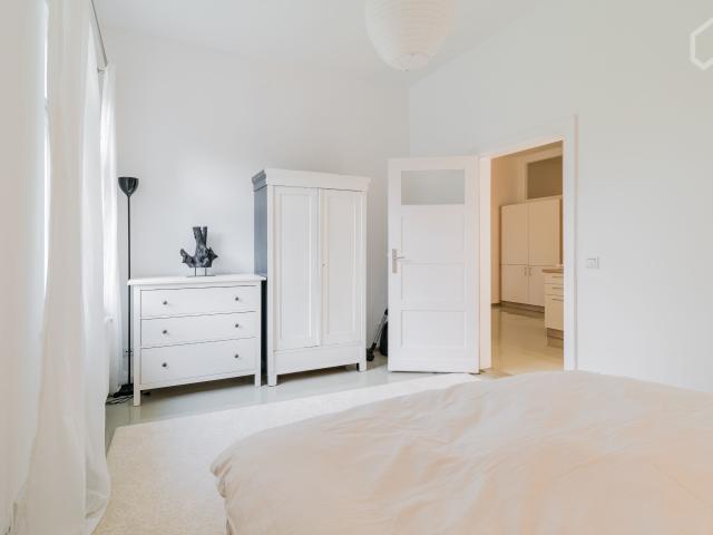 Sunny large apartment in Lichterfelde West near FU Berlin and S Bahn S1