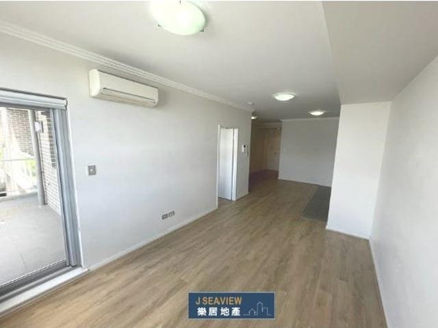 Sunny North Facing High Level 2 bedroom + 2 bathroom + 1 Car Space + 1 Storgae cage apartment with timber floor&Olympic Stadium View FOR SALE!
