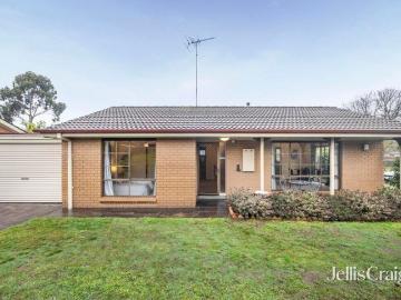 Sunny north facing living in a prime Ballarat location