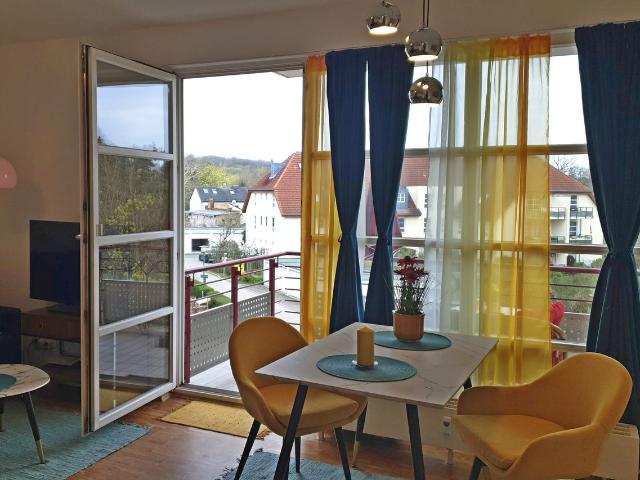 Sunny retreat near Potsdam University, Potsdam Amsterdam Apartments for Rent