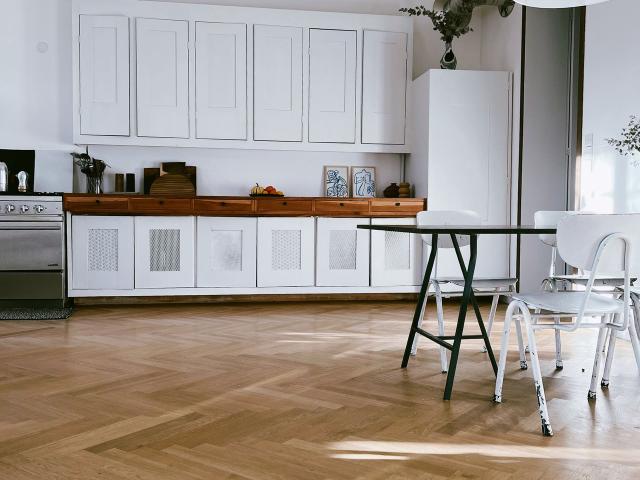 Sunny & spacious family friendly design apartment with shared garden next to Kreuzberg boarder, Berlin Amsterdam Apartments for Rent