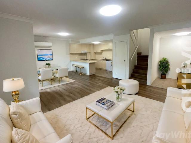 Sunny Split Level 2 Bedroom Unit at ARRIVA Camperdown!