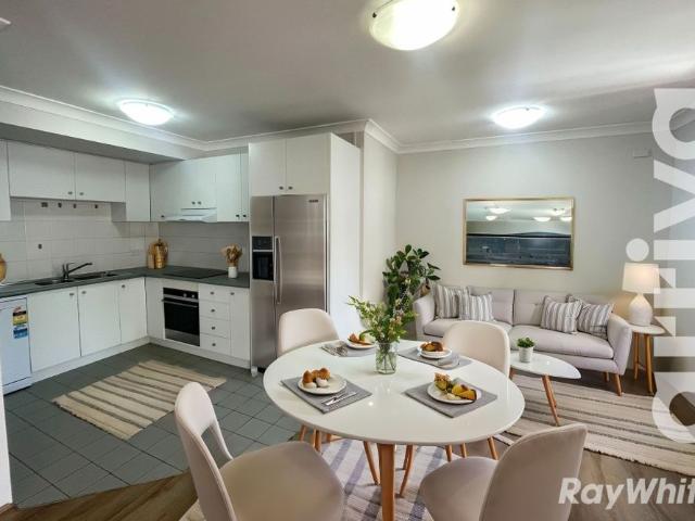 Sunny Split Level 2 Bedroom Unit in Camperdown!