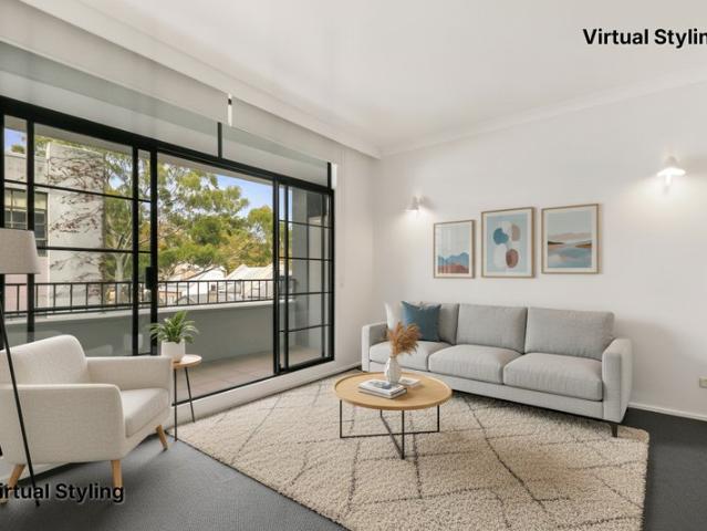 Sunny Stylish & Exceptionally Convenient One bedroom with Secure Parking