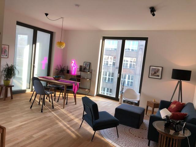 Sunny & stylish two bedroom loft located in Mitte, Berlin, Berlin Amsterdam Apartments for Rent