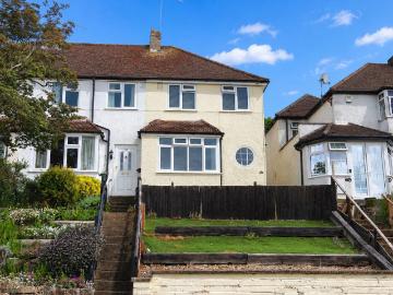 Sunnyhill Road, Boxmoor, Hemel Hempstead, Hertfordshire HP1, 3 bed end terrace house to rent, £1,900 pcm | PrimeLocation