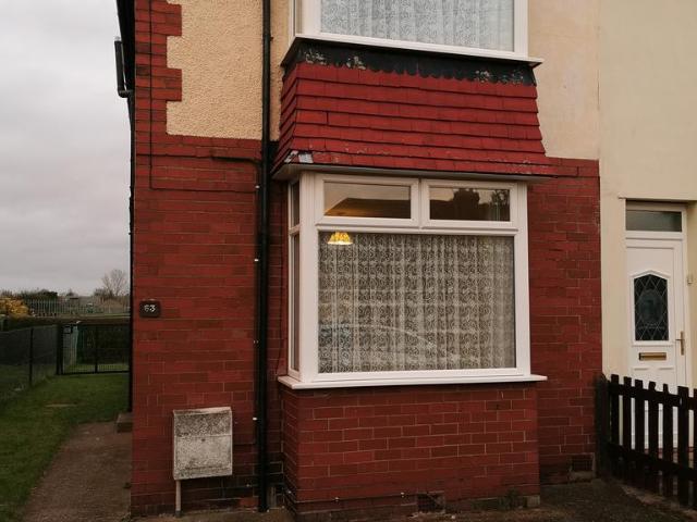 Sunnyside, Edenthorpe, Doncaster DN3 2 bed terraced house to rent £800 pcm £185 pw