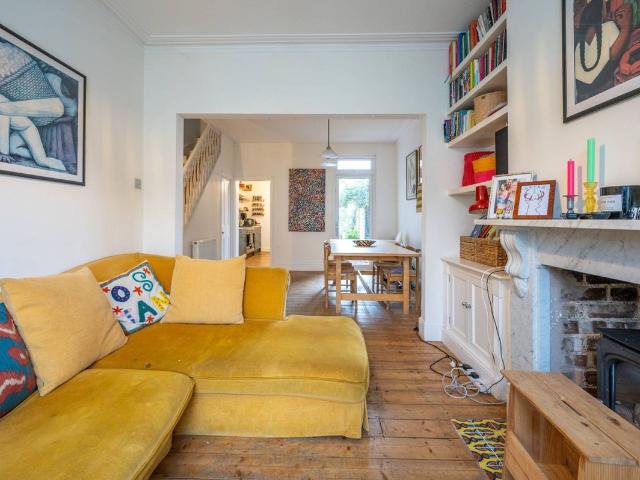 Sunnyside Road, Leyton, Leyton, London E10, 3 bed terraced house to rent, £4,650 pcm | PrimeLocation