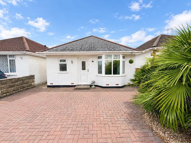 Sunnyside Road, Poole BH12, 2 bed detached bungalow to rent, £1,350 pcm | PrimeLocation