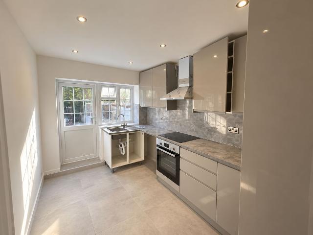 Sunnyside Road East, London N9, 4 bed terraced house to rent, £2,800 pcm | PrimeLocation