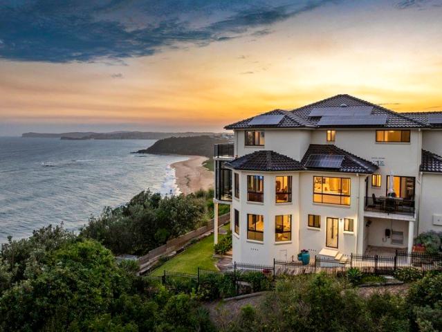 Sunrise Luxury Above the Pacific Space, Flexibility & Coastal Elegance