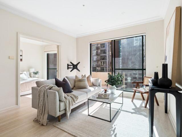 Sunrise to City Lights: Panoramic Living at Regency Towers