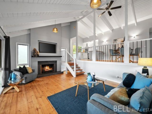 Sunrise Views and a Big ¼ Acre Block
