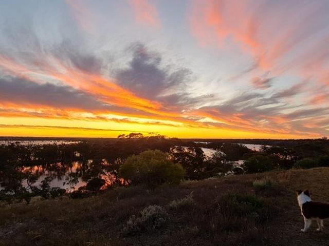 Sunrises, Sustainability & Space A Rare Cliff Top Retreat