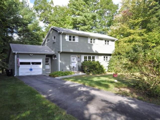 Sunset Dr, Brockton, Home For Sale