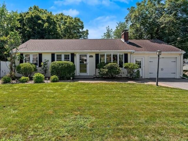 Sunset Dr, Northborough, Home For Sale