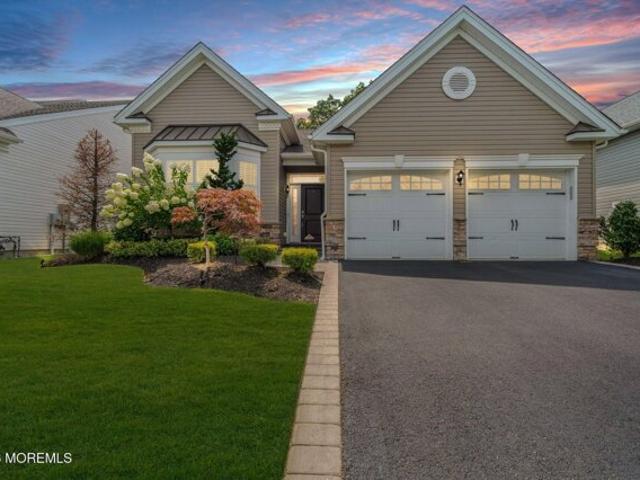 Sunset Dr, Tinton Falls, Home For Sale