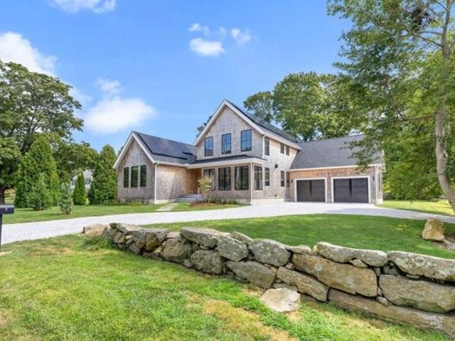 Sunset Ln, Dartmouth, Home For Sale