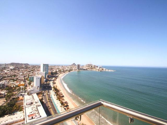 Sunset View 1604 Luxury Tower