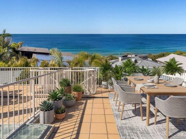 Sunshine Beach Coastal Retreat with Stunning Ocean Views & Rooftop Sanctuary